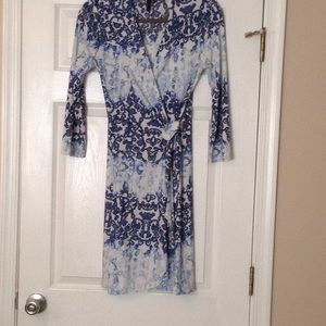 Bcbg maxazria wrap dress medium petite
